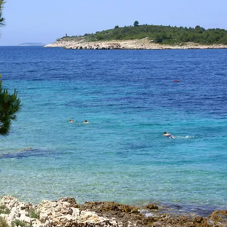 With Parking Space Bilo, - 12868 Appartement Primošten